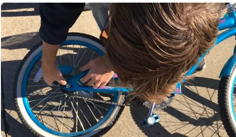 How to Fix a Kids Bike Chain That Fell Off