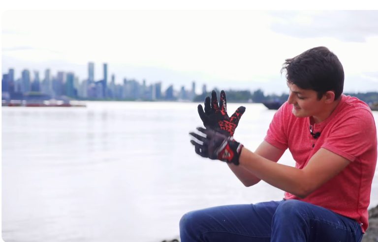 Beginner Motorcycle Riding Gear: What to Buy First