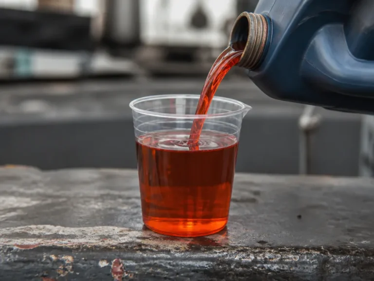 Can I mix ATF and hydraulic oil?