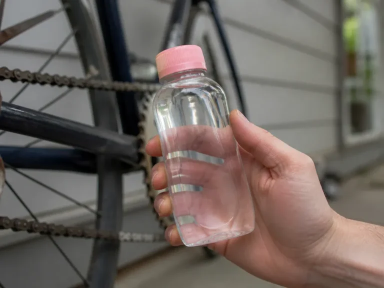 Can I use baby oil instead of WD-40?